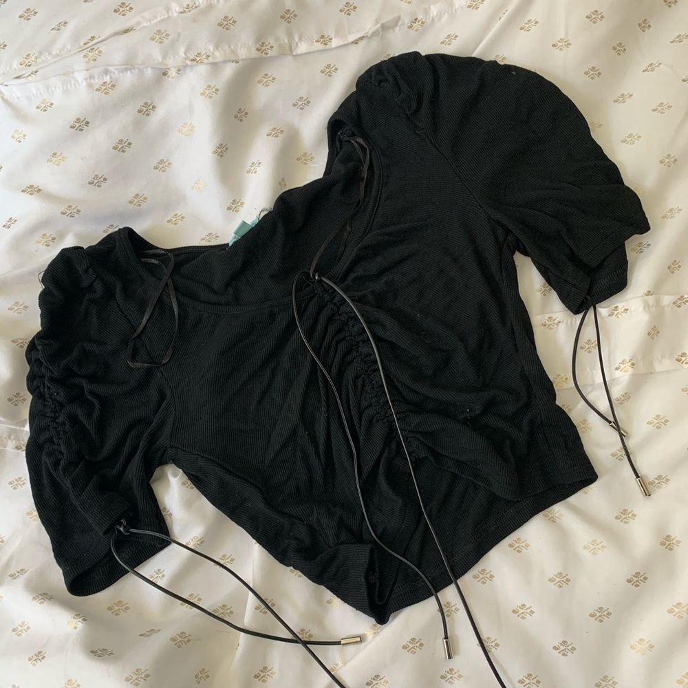 Never been worn top from verge girl